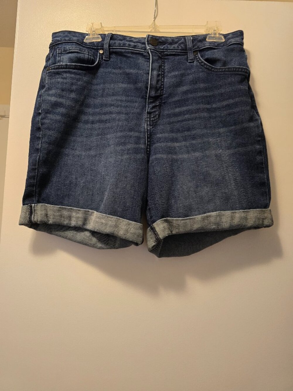 Simply Vera Cuffed Jean Shorts